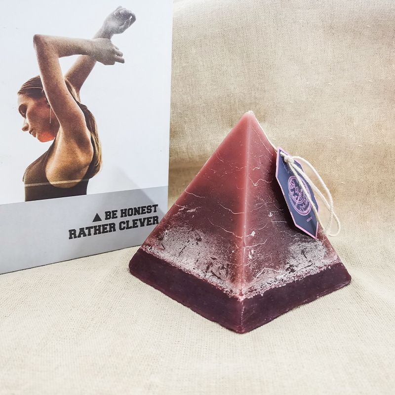 Luksuzna kristalna svijeća od 250 g Ručno izrađene piramidalne svijeće s mirisom zodijaka s kristalima